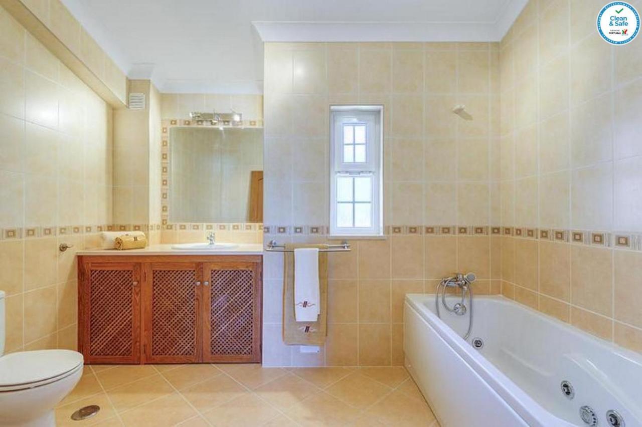 Villa Mikael - Free Wi-Fi - Aircon - Private Pool By Bedzy 阿尔布费拉 外观 照片